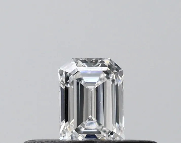0.21ct Emerald Lab Grown Diamond (Colour D, Clarity VS1, IGI Certified)