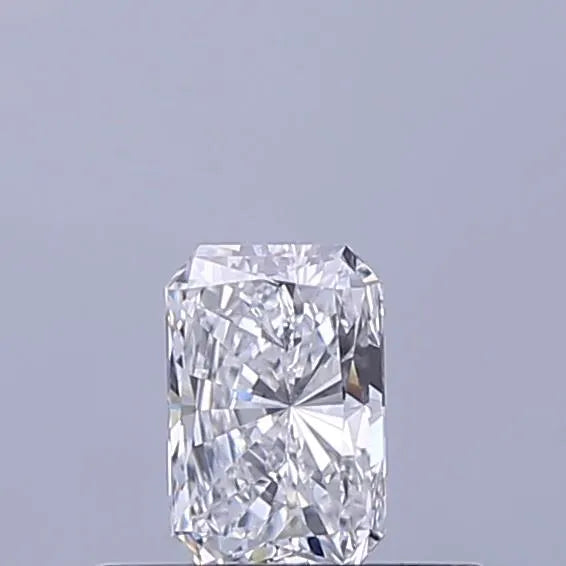 0.40ct Radiant Lab Grown Diamond (Colour D, Clarity VVS1, IGI Certified)