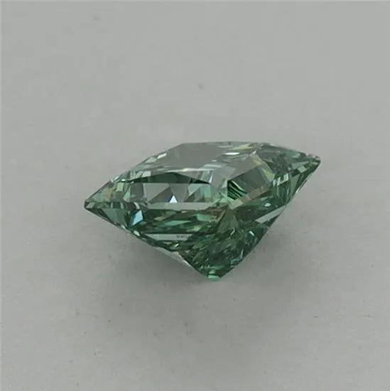 0.52ct Princess Lab Grown Diamond (Colour Fancy Vivid Green, Clarity VVS2, IGI Certified)