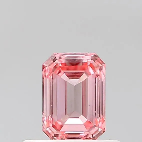 0.54ct Emerald Lab Grown Diamond (Colour Fancy Vivid Pink, Clarity VVS2, IGI Certified)