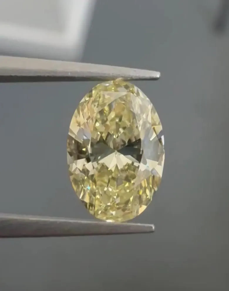 1.01ct Oval Natural Diamond (Colour Fancy Light Brownish Yellow, Clarity VS1, GIA Certified)