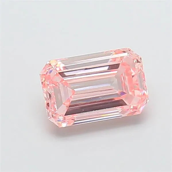 1.02ct Emerald Lab Grown Diamond (Colour Fancy Vivid Pink, Clarity VS1, IGI Certified)
