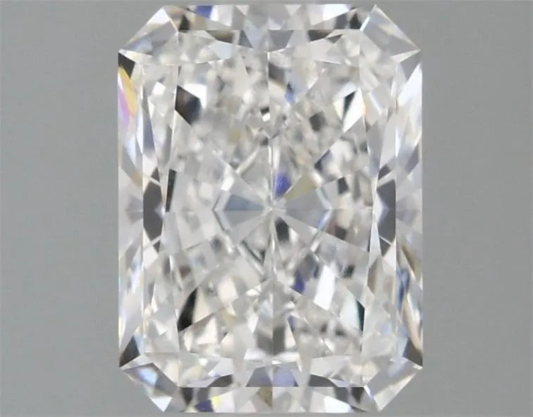 1.09ct Radiant Lab Grown Diamond (Colour D, Clarity VVS2, IGI Certified)