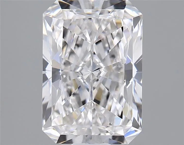 1.54ct Radiant Lab Grown Diamond (Colour E, Clarity VS1, IGI Certified)