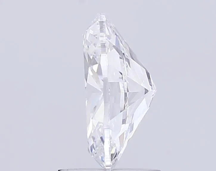 1.55ct Oval Lab Grown Diamond (Colour D, Clarity VVS2, IGI Certified)