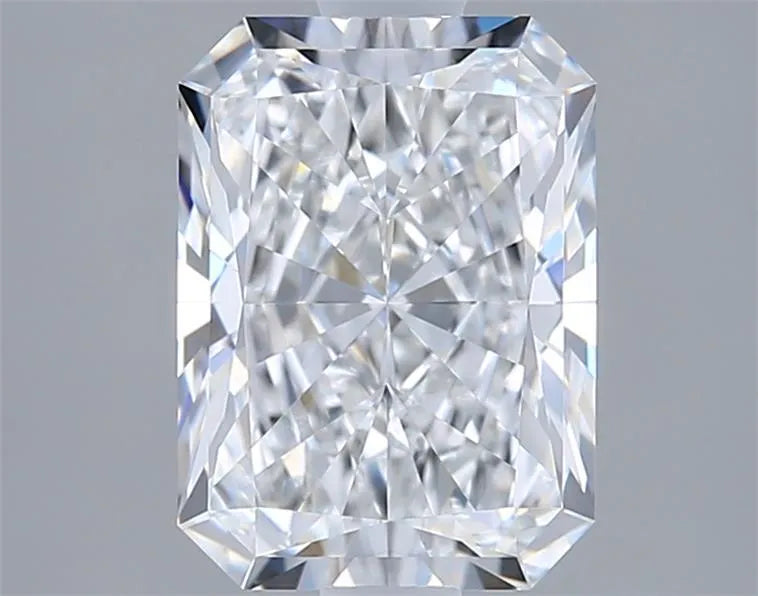 1.77ct Radiant Lab Grown Diamond (Colour D, Clarity VVS2, IGI Certified)