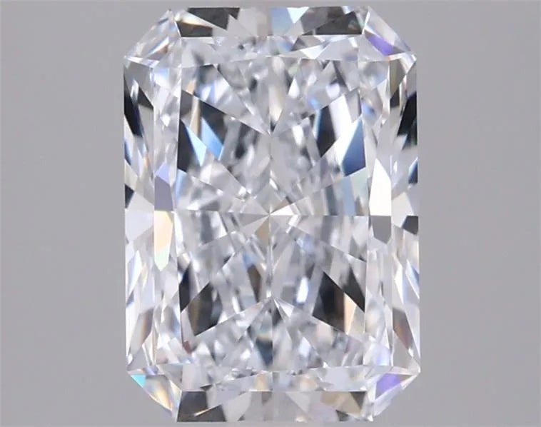 1.89ct Radiant Lab Grown Diamond (Colour E, Clarity VVS1, IGI Certified)