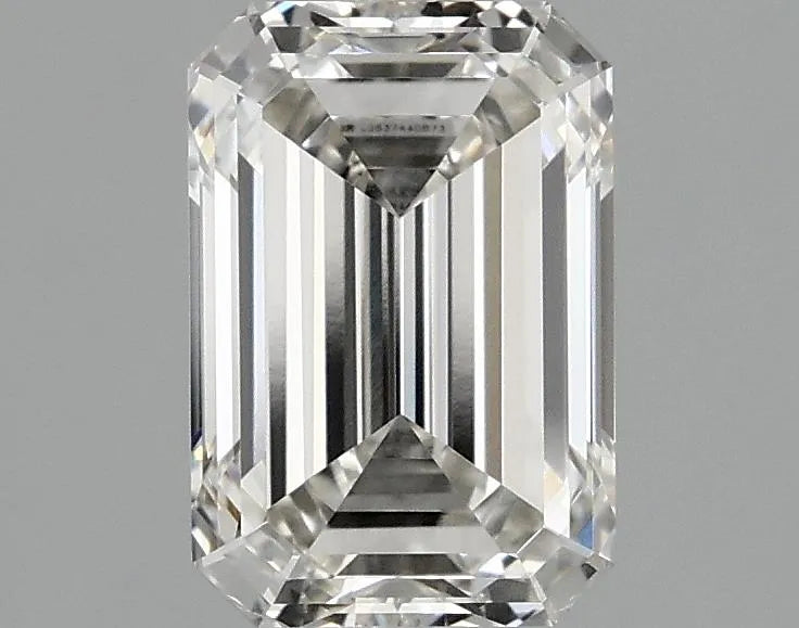 1.90ct Emerald Lab Grown Diamond (Colour G, Clarity VVS1, IGI Certified)