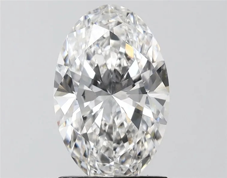 2.00ct Oval Lab Grown Diamond (Colour E, Clarity VVS1, IGI Certified)