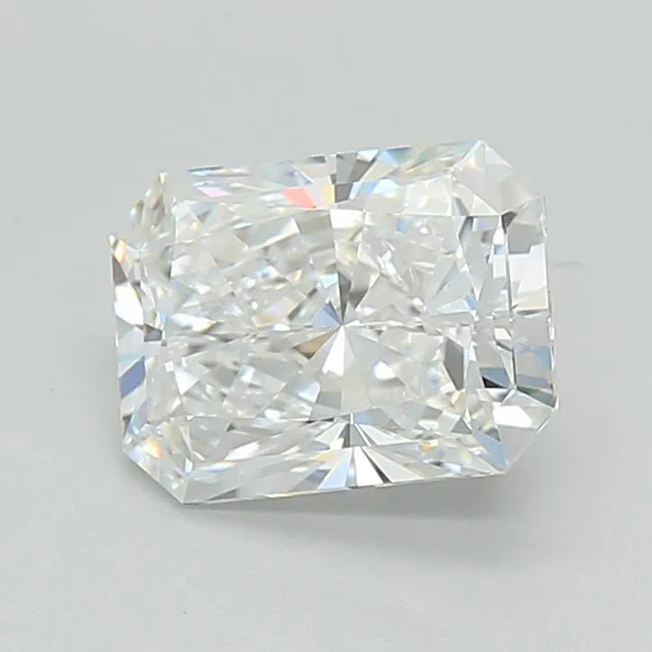 2.00ct Radiant Lab Grown Diamond (Colour D, Clarity VVS1, IGI Certified)