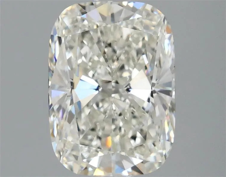 2.02ct Cushion brilliant Lab Grown Diamond (Colour H, Clarity VVS2, IGI Certified)