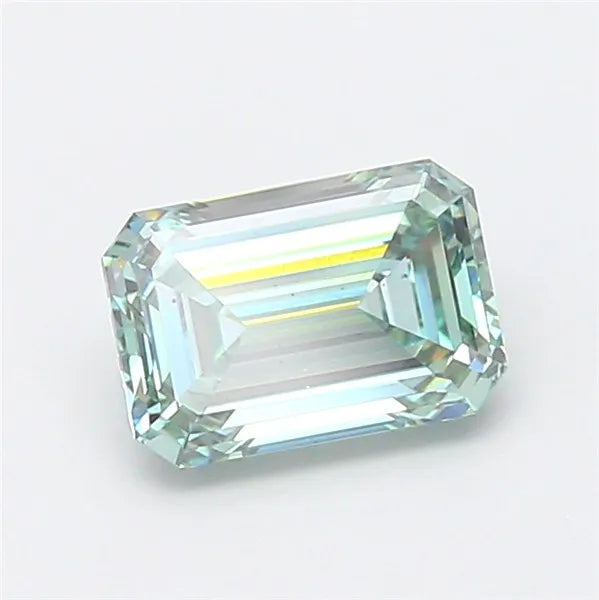 2.51ct Emerald Lab Grown Diamond (Colour Fancy Vivid Green, Clarity VS2, IGI Certified)