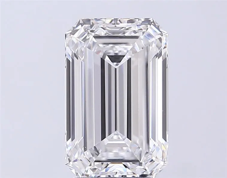 3.05ct Emerald Lab Grown Diamond (Colour G, Clarity VVS2, IGI Certified)