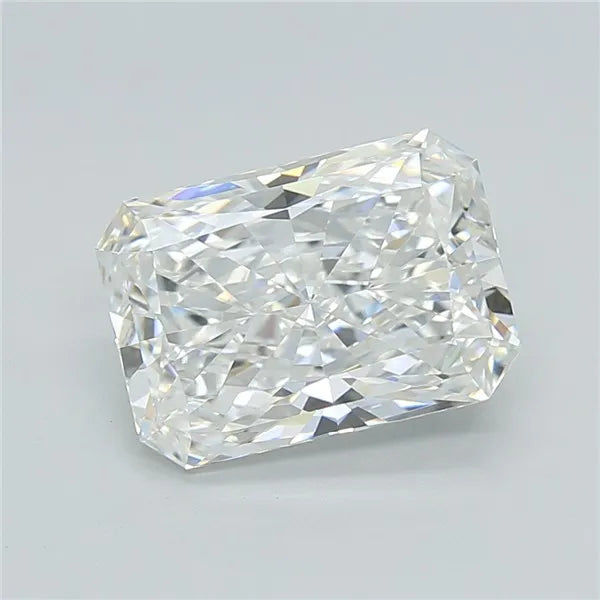 3.05ct Radiant Lab Grown Diamond (Colour F, Clarity VVS2, IGI Certified)