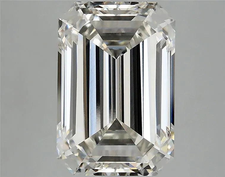 4.04ct Emerald Lab Grown Diamond (Colour H, Clarity VS1, IGI Certified)