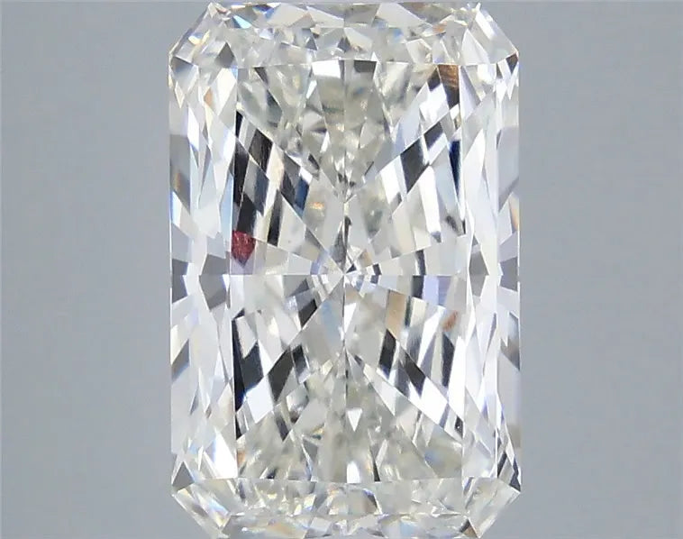4.05ct Radiant Lab Grown Diamond (Colour G, Clarity VS1, IGI Certified)
