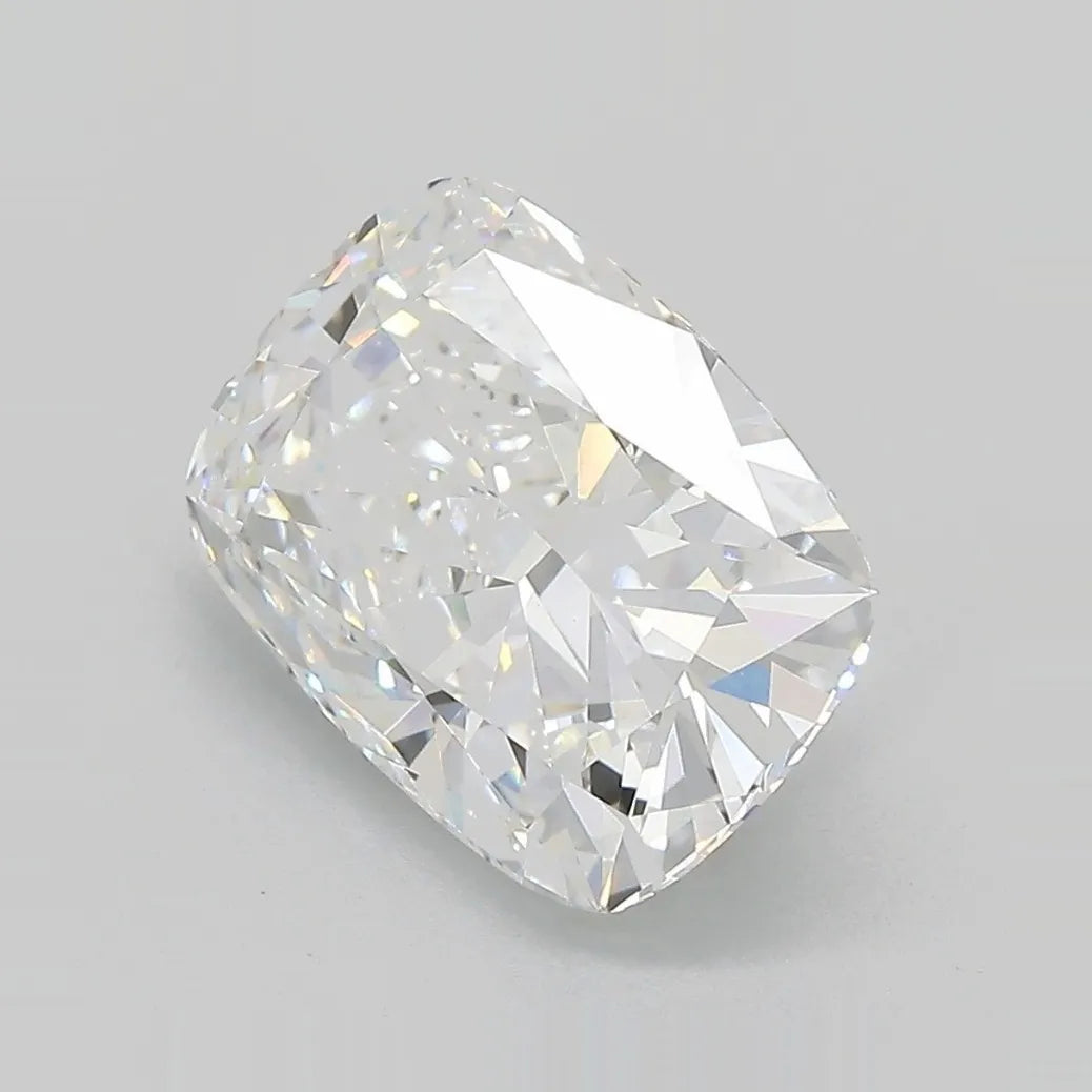 4.20ct Cushion modified Lab Grown Diamond (Colour E, Clarity VS1, IGI Certified)