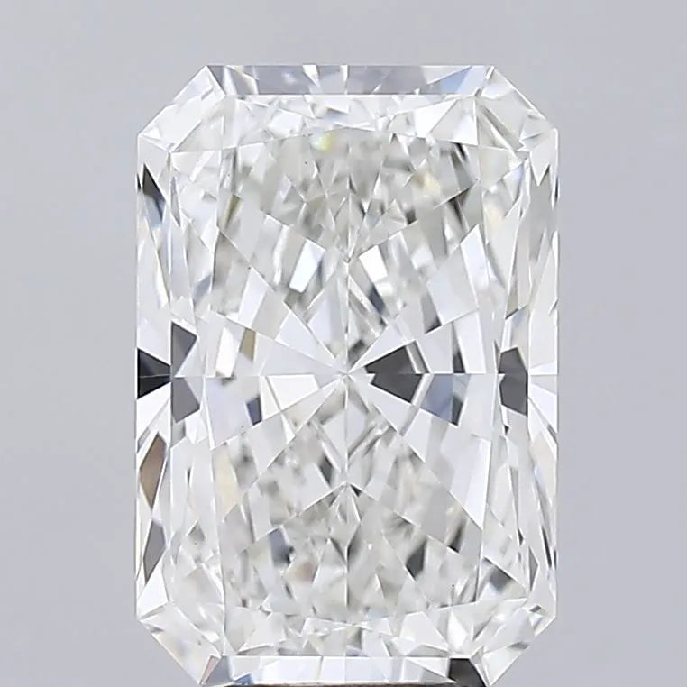 5.03ct Radiant Lab Grown Diamond (Colour F, Clarity VVS2, IGI Certified)