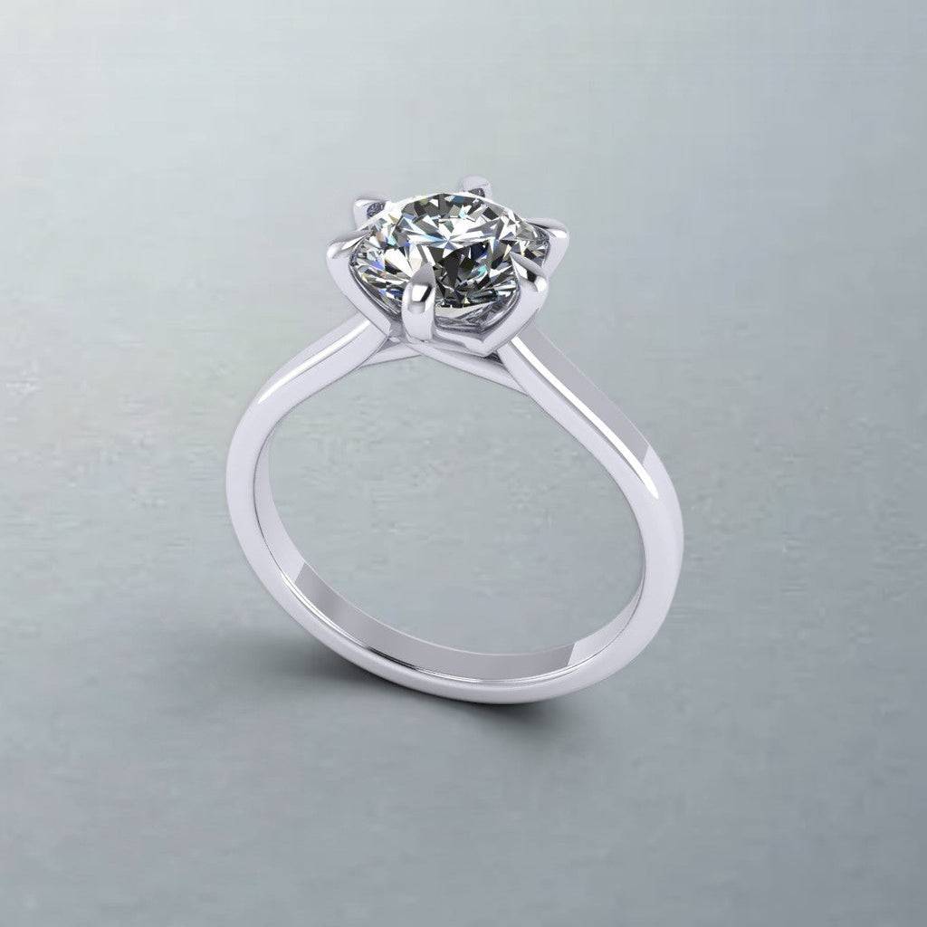 18kt white gold custom ring by Carateu, size 51.50, featuring a polished band with intricate design details visible in the image.