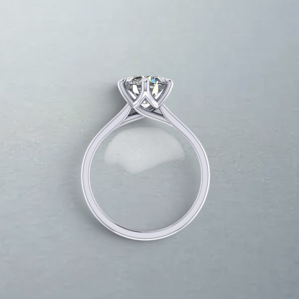18kt white gold custom ring by Carateu in size 51.50, featuring a sleek, polished design with a smooth band.