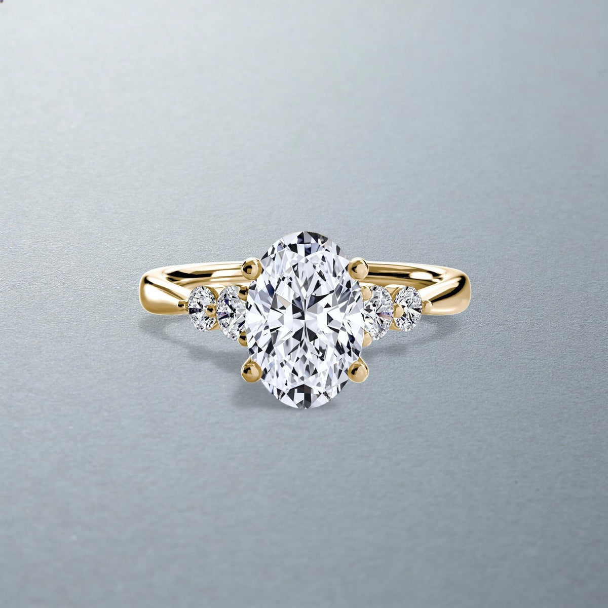 Carateu completed gold ring in Europe size 49.50, featuring a polished yellow finish and sleek, elegant design.