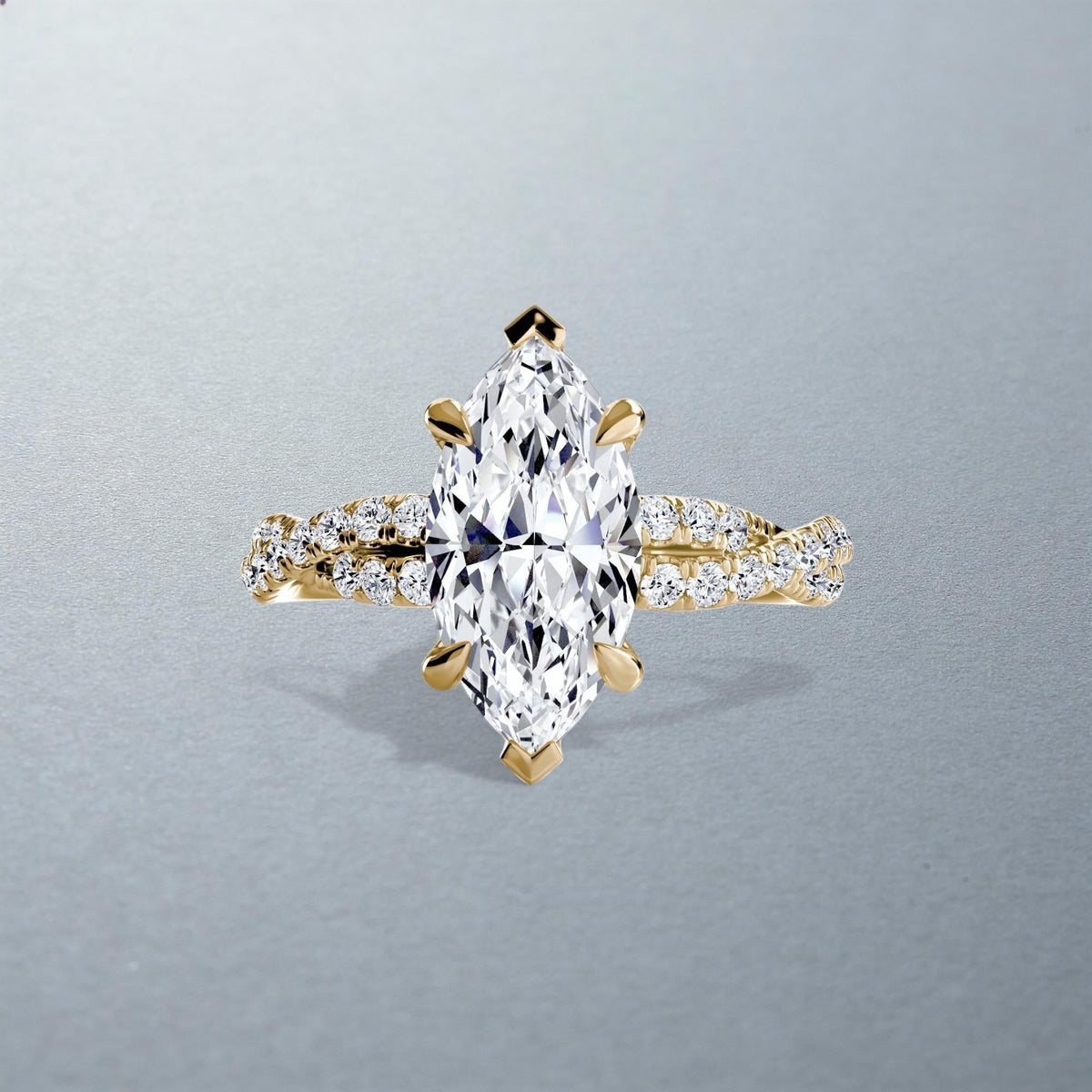 Carateu completed ring in Europe size 45, featuring a polished yellow finish and intricate band design.
