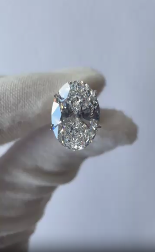2.07 carat oval cut diamond